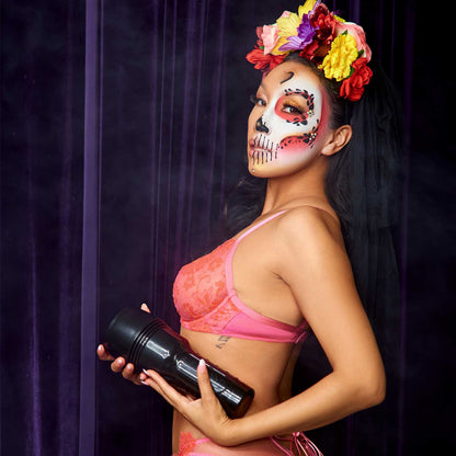 Vicki Chase as La Muerta